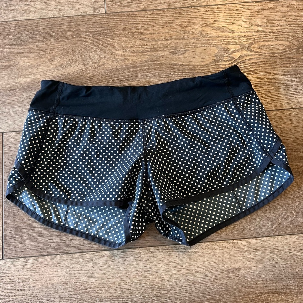 Lululemon speed shorts 2.5 low rise